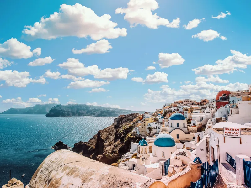 Best Solo Travel Destinations for Women in Their 30s